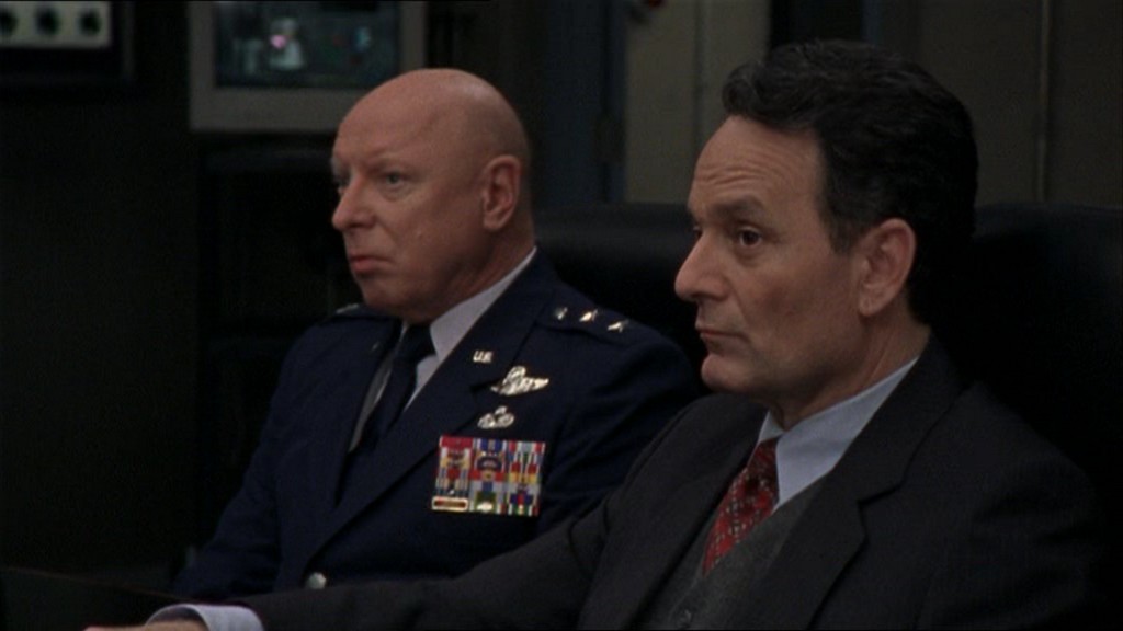 Arthur Simms mit General Hammond