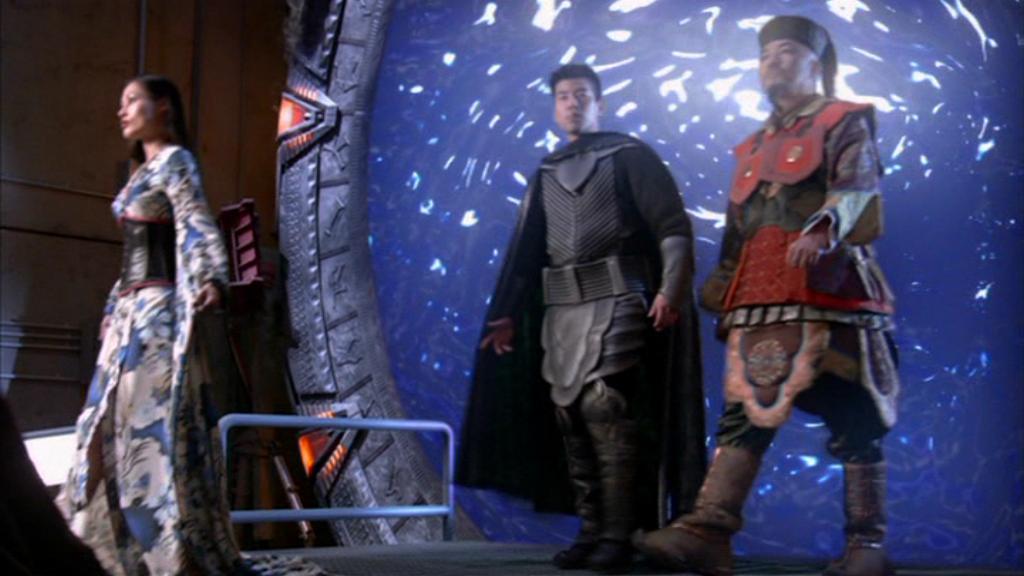 Oshu und Yu kommen ins Stargate-Center.