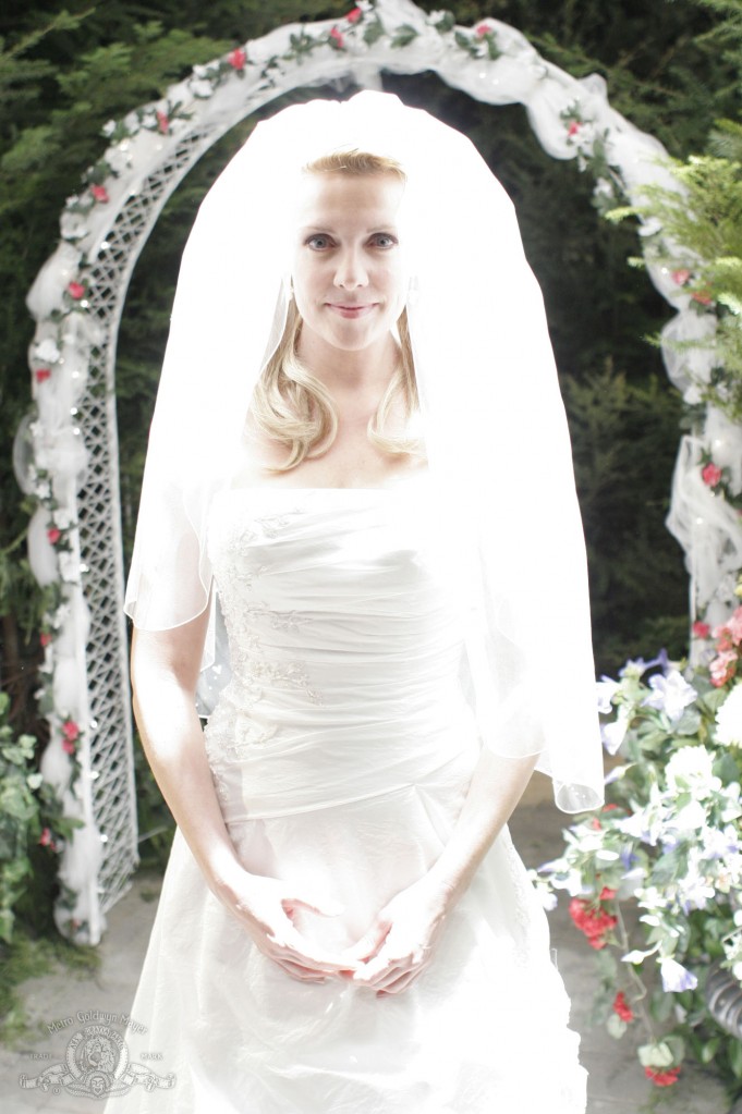 Hochzeitsszene: Sam wird hergebeamt.