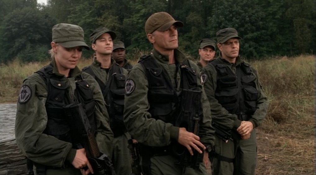 SG-1 und SG-17 kommen auf Revanna an...