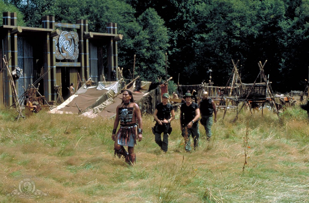 SG-1 ist im Dorf auf PXY-887.