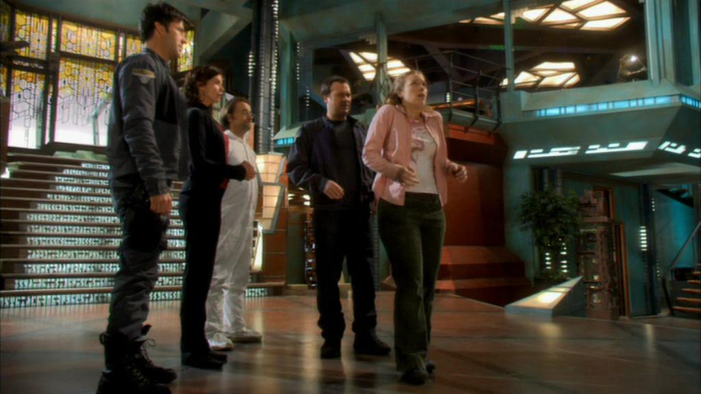Jeanie wird nach Atlantis gebeamt.
