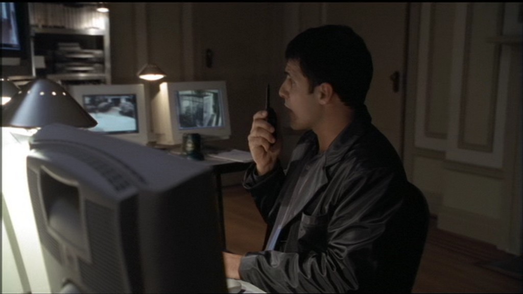 Der Monitorraum für die Überwachungskameras
