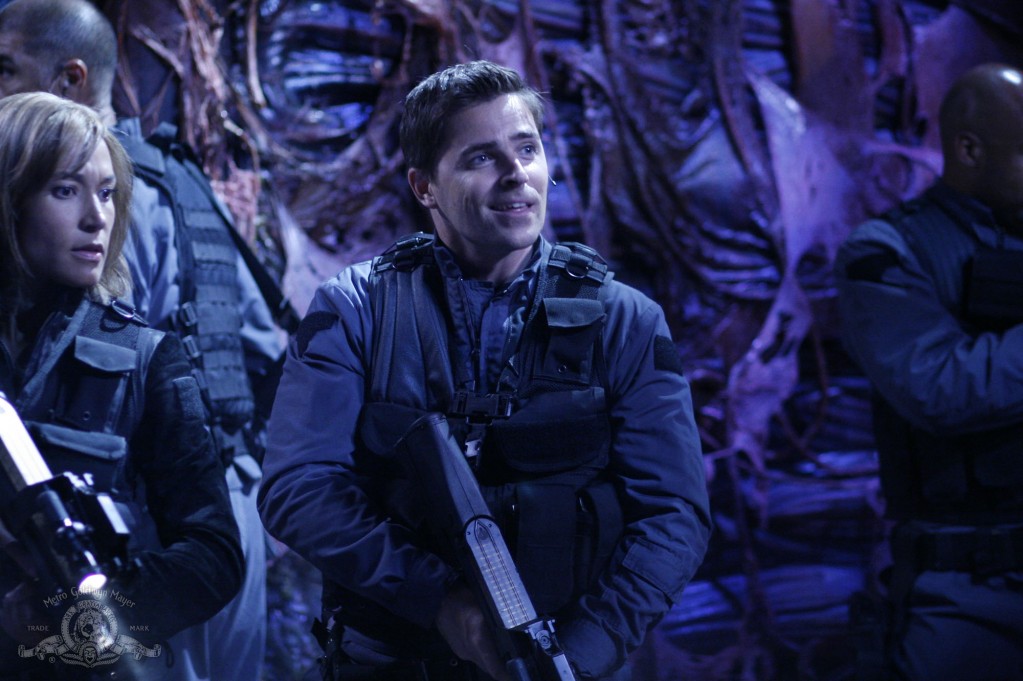Lorne in SGA_05x17SGA 5x17 Infektion