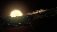 Die Destiny wird vor dem Stern von Drohnen angegriffen