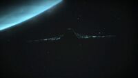 Die Destiny vor dem Gasriesen
