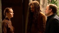 Rodney und Ronon fragen bei Erran nach Keller.