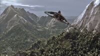Das Shuttle fliegt auf einen Berg des Planeten zu ...