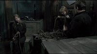 Die drei sitzen zusammen